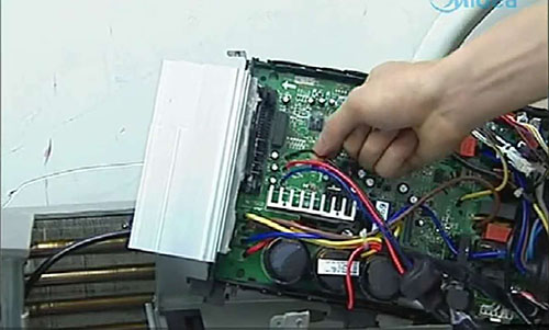 梅河口美的空调电话是多少